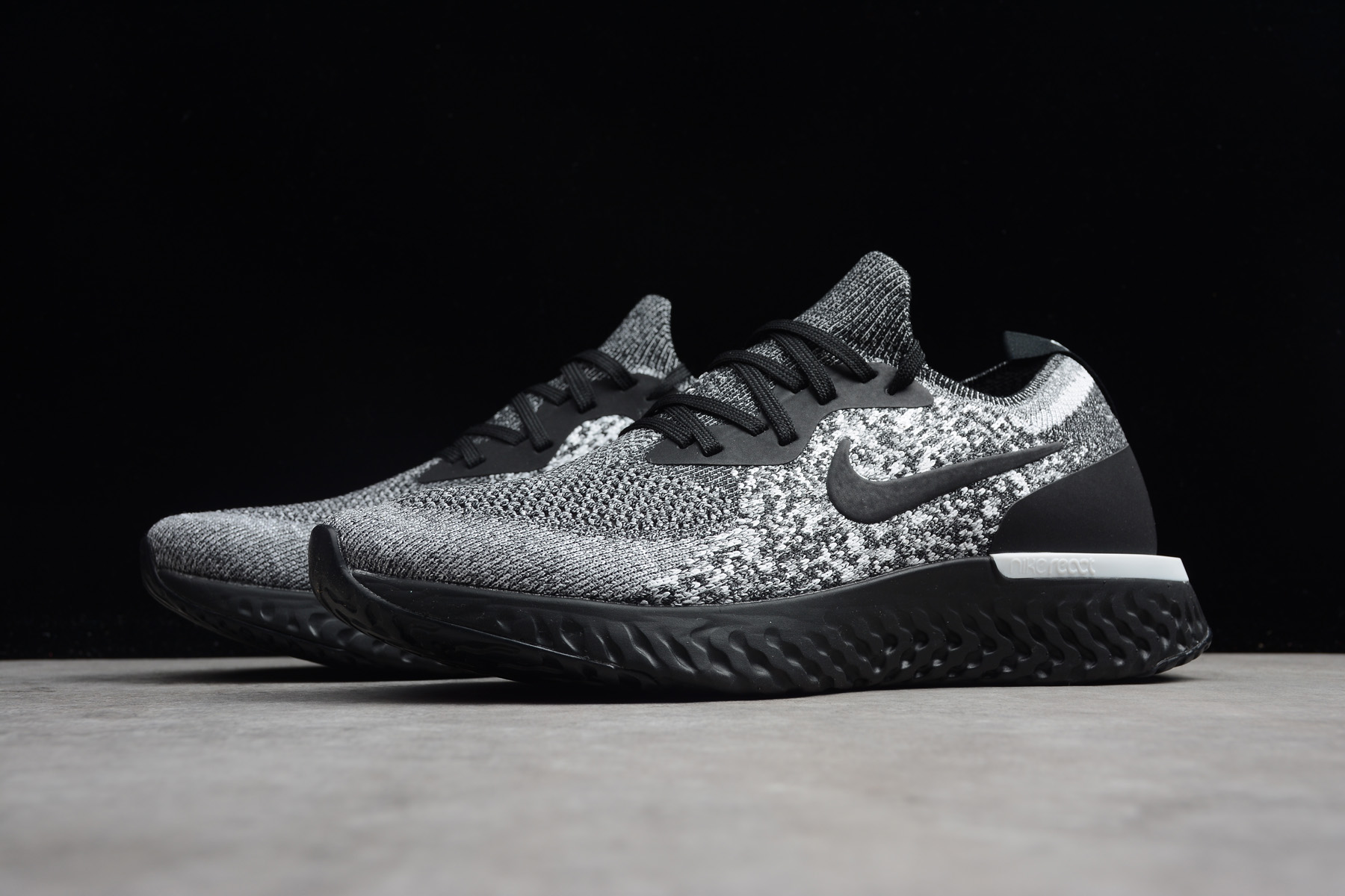 nike react flyknit cookies and cream