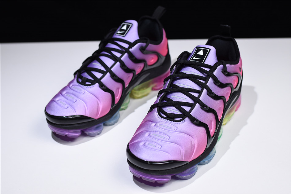 pink and purple vapormax plus