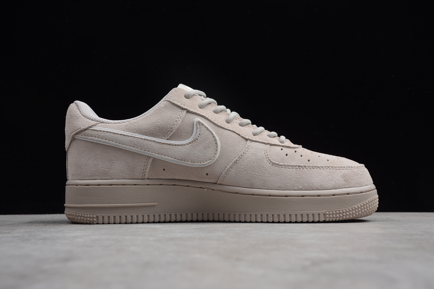 nike air force 1 white suede 