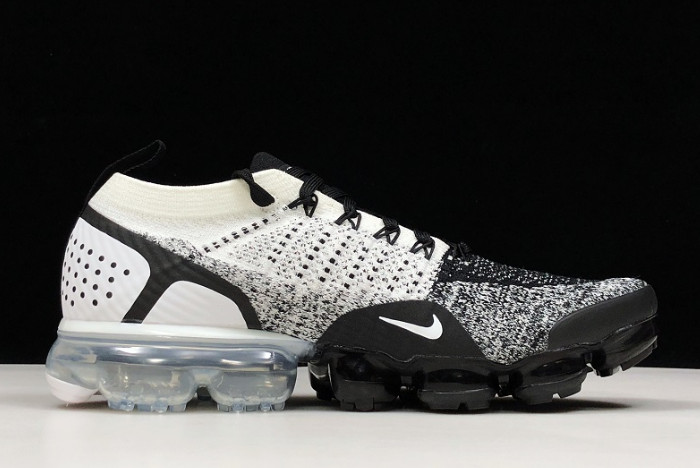 nike vapormax flyknit 2.0 black and white