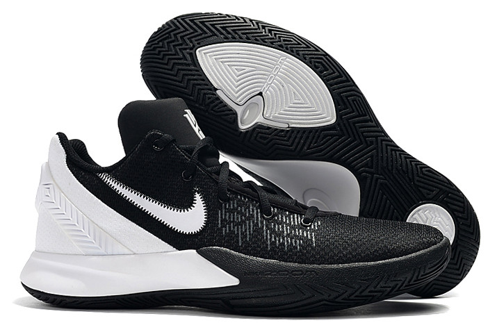 kyrie 2 black and white
