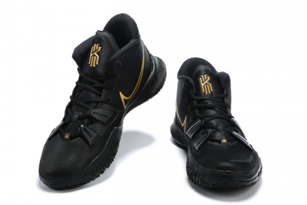 Mens Nike Kyrie 7 Black/Metallic Basketball Shoes