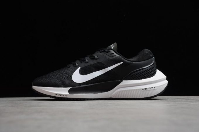 Best Selling Nike Air Zoom Vomero 15 “Black White” Outlet Sale CU1856-001